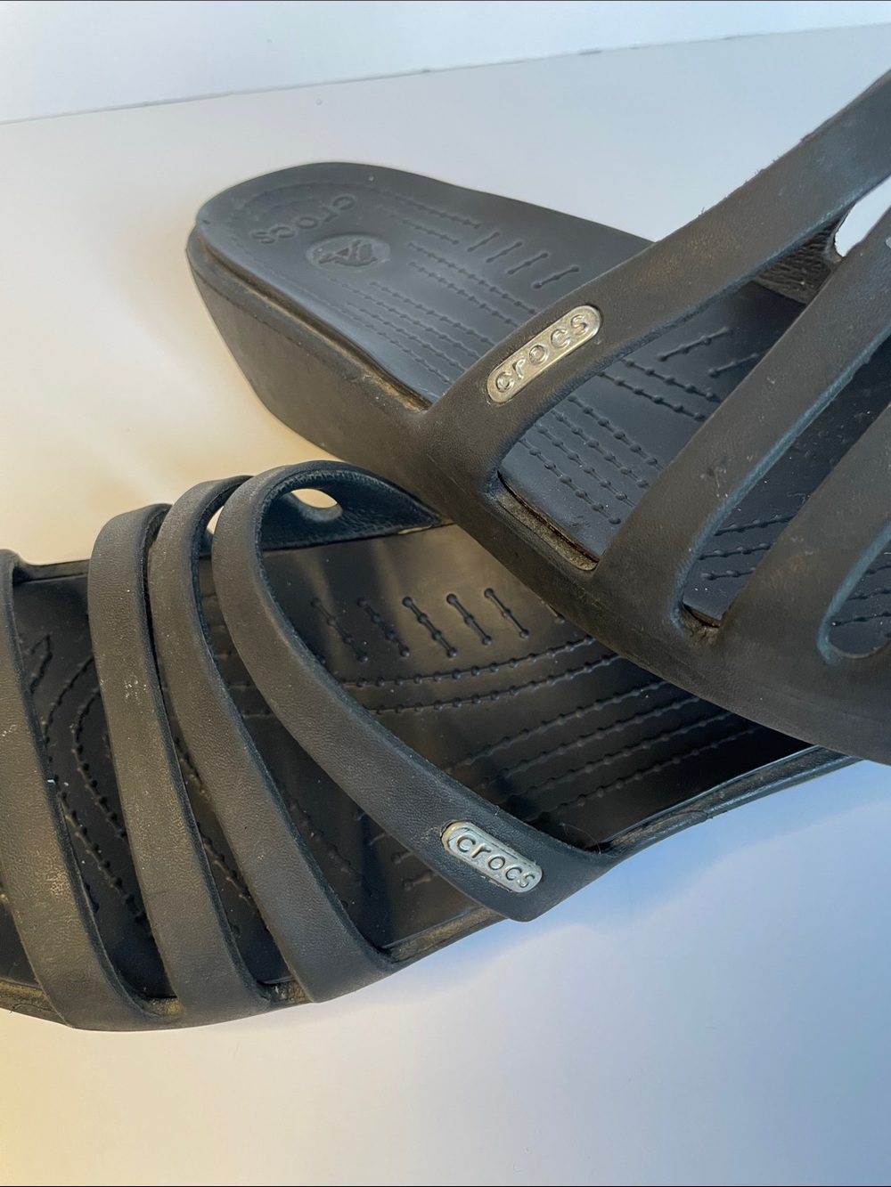 CROCS Women’s Black Multi-Strap Slide Sandals.  Size 8 - Picture 5 of 5